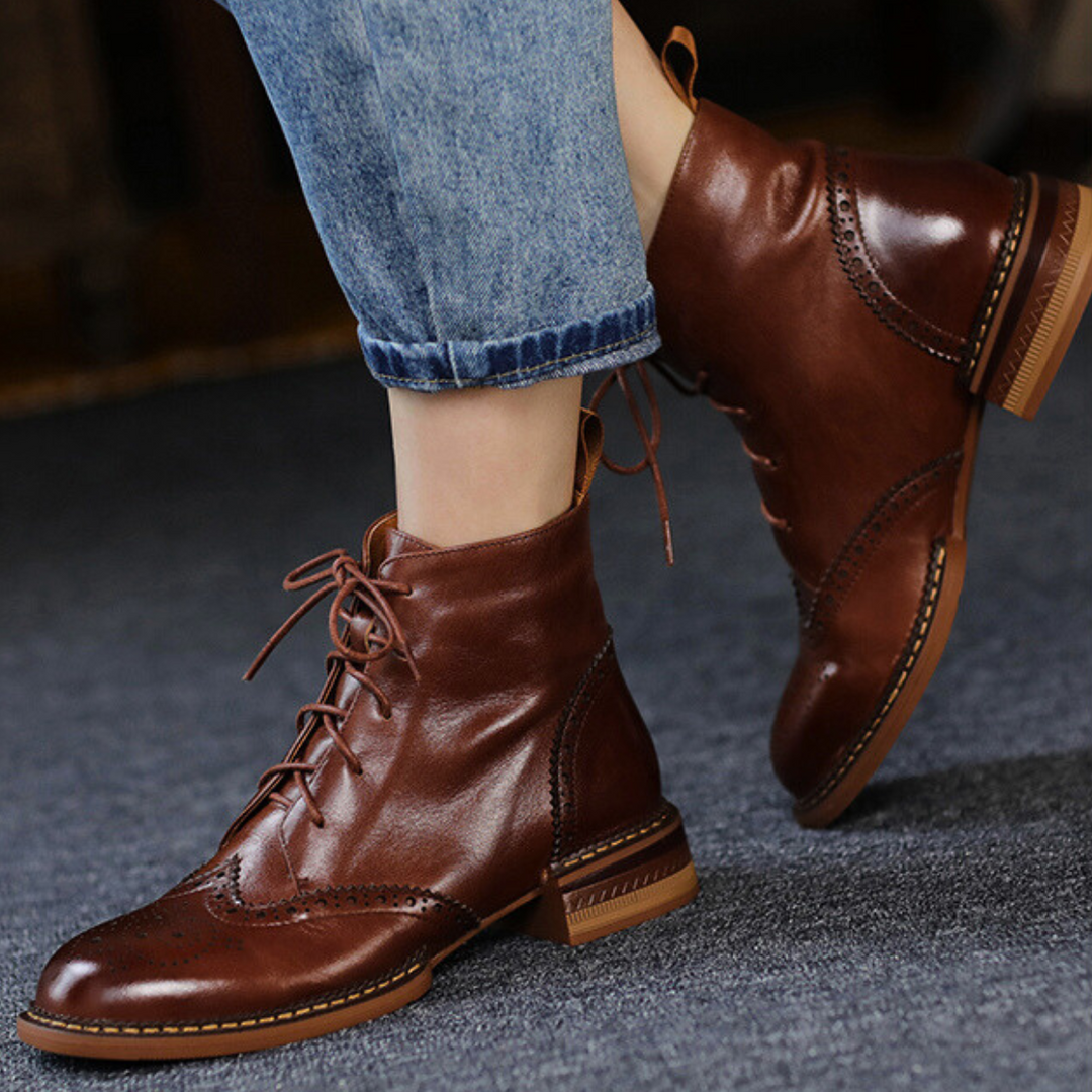 Heritage Style Lace-up Boots