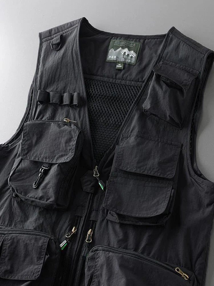 Terra Outdoor Vest - Saint Drako