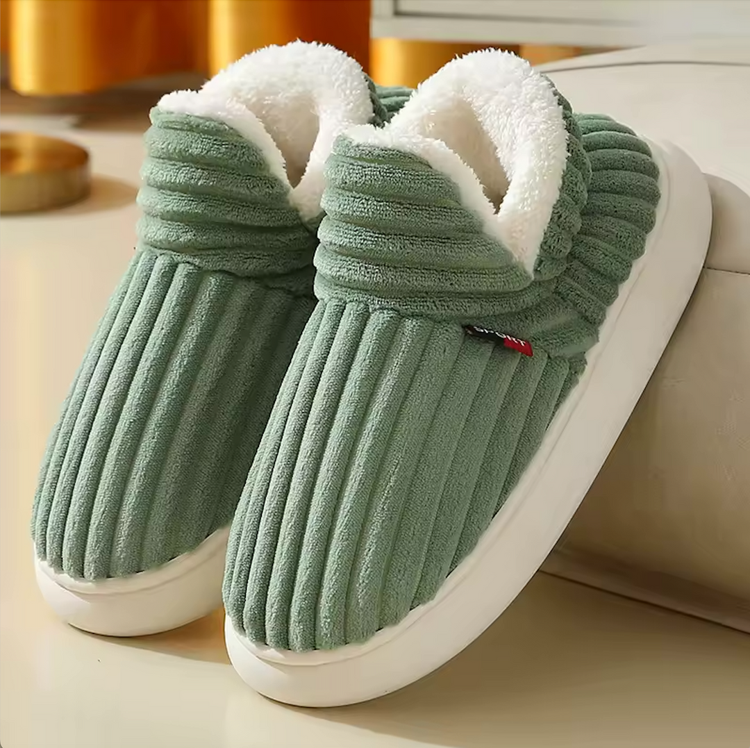 Lerida Plush Memory Foam Slippers - Saint Drako