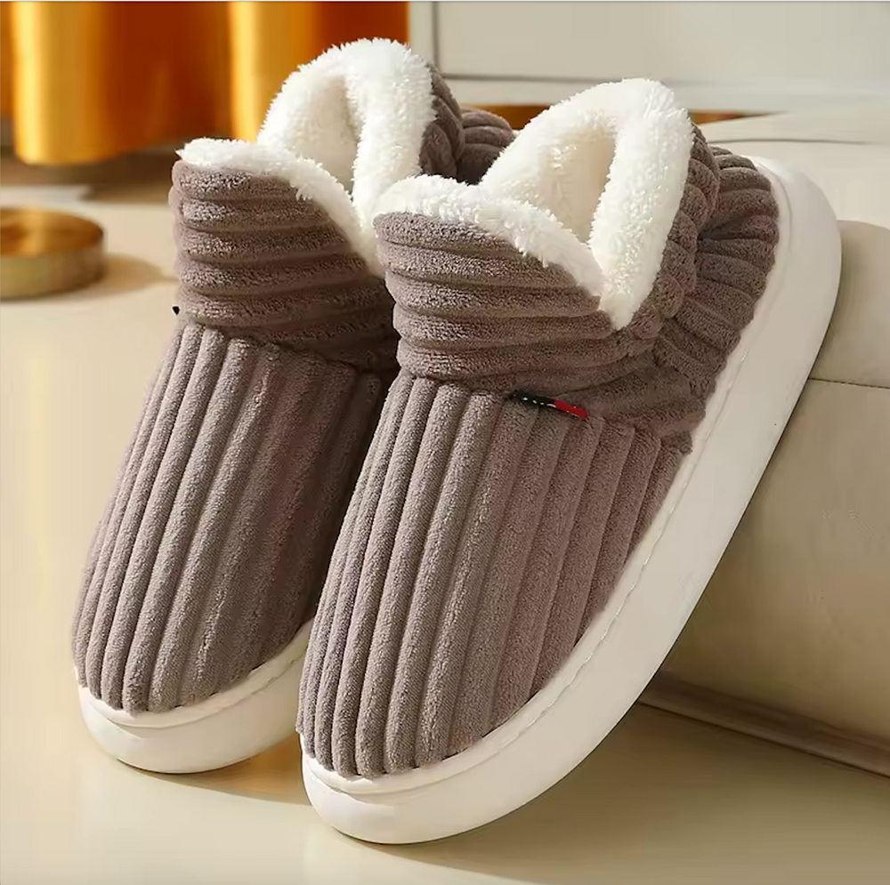Lerida Plush Memory Foam Slippers - Saint Drako