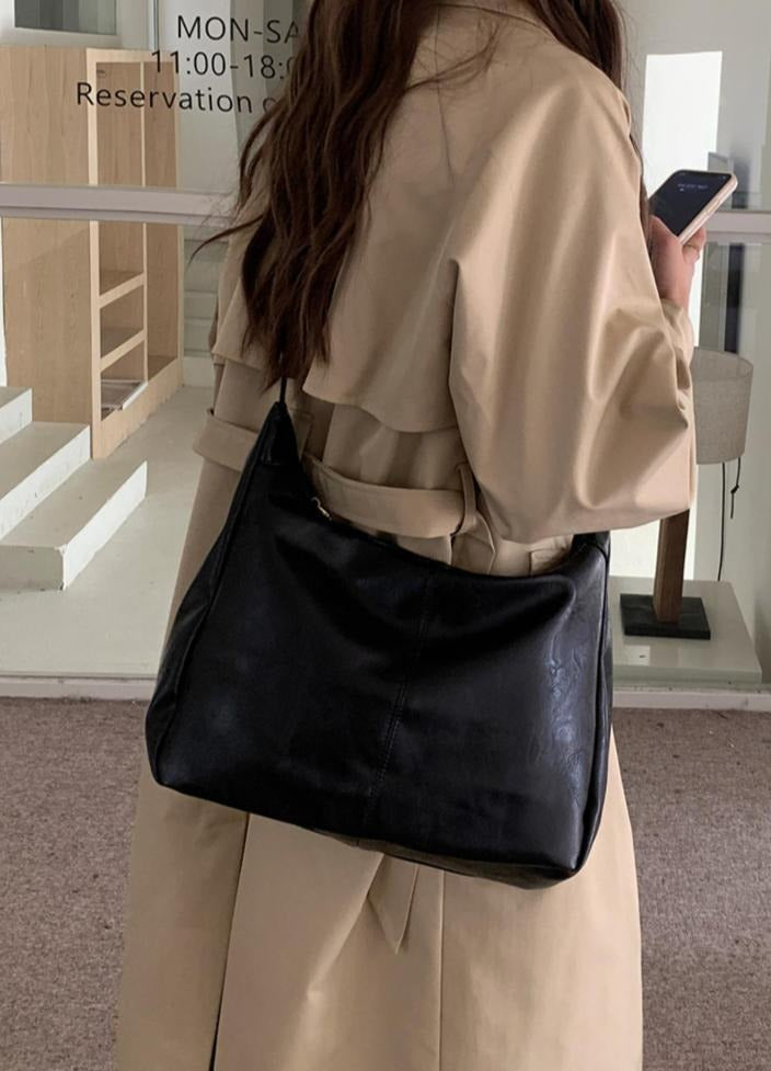 Milan Shoulder Bag - Saint Drako